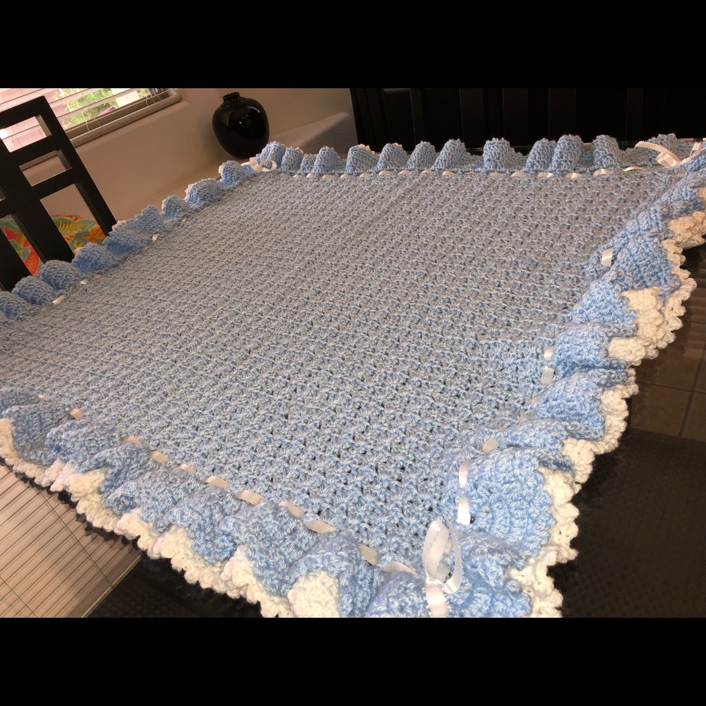 Crochet baby blanket